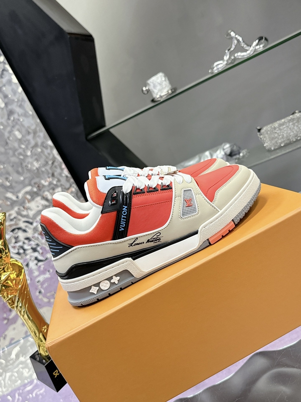 ルイヴィトン靴側面デザイン